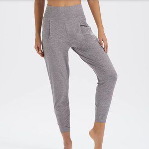 Vuori Luxe Harem Pant